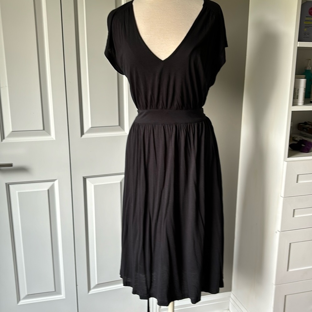 Roots Canada Modal black midi dress. Flattering!